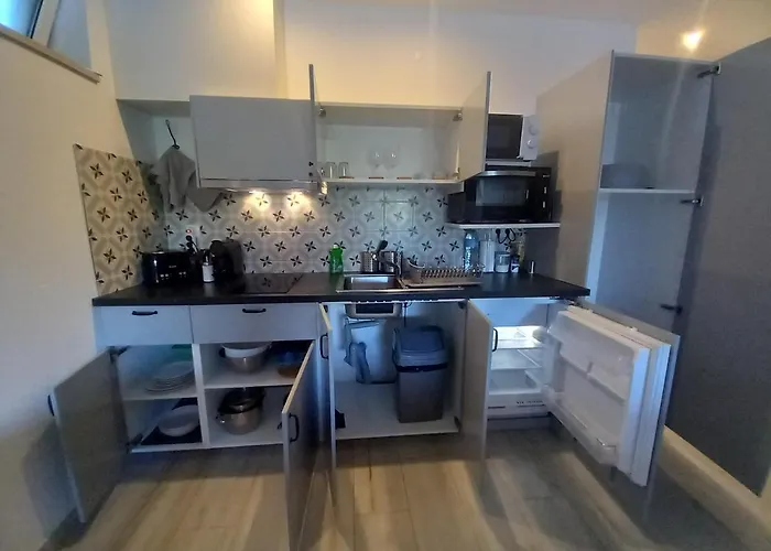 Belchior - Belch1952 アパート