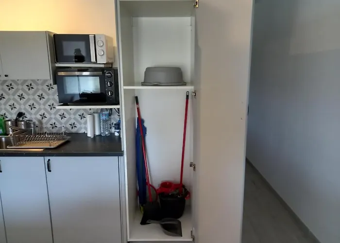 Belchior - Belch1952 アパート *